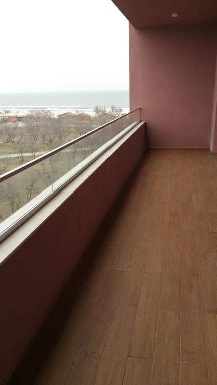 Apartament Criss Lotus Мамая Екстериор снимка
