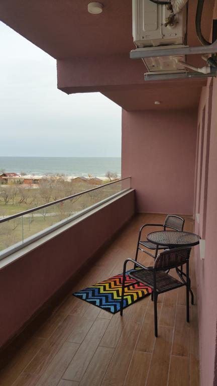 Apartament Criss Lotus Мамая Екстериор снимка